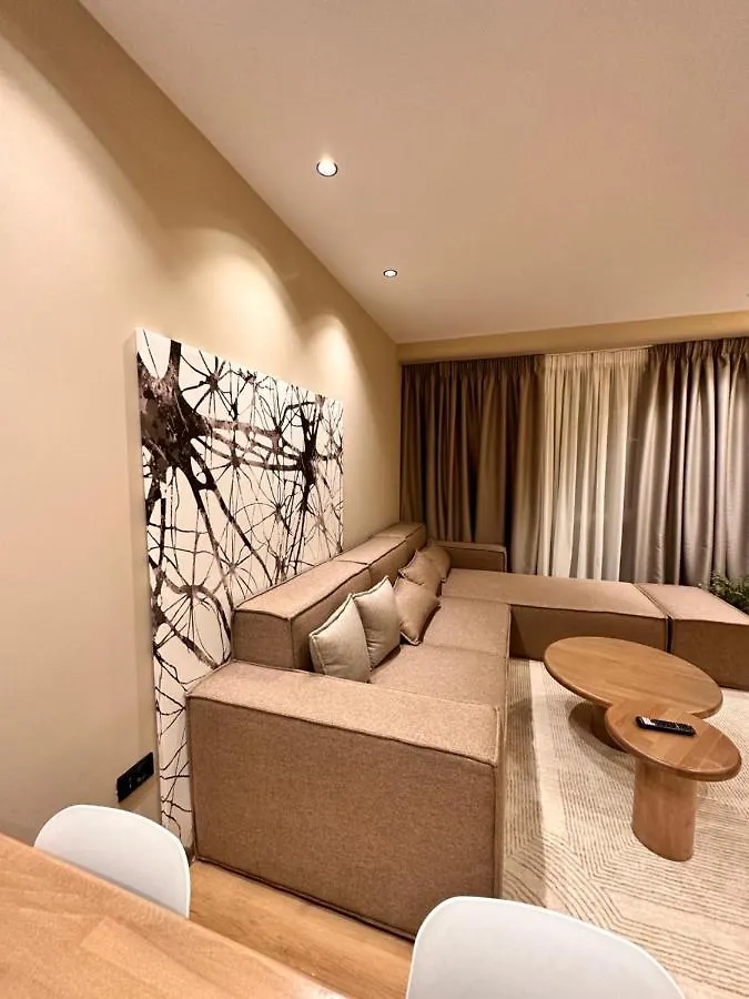 Aia Suites & Apartments Tirana 0*,