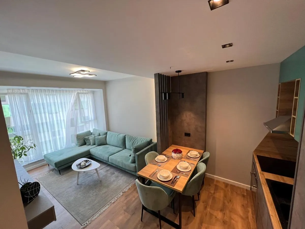 Aia Suites & Apartments Tirana 0*,