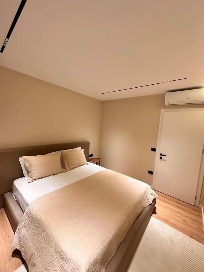Aia Suites & Apartments Tirana